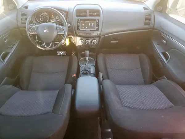 JA4AP3AU3HZ035264 2017 MITSUBISHI OUTLANDER - Image 8