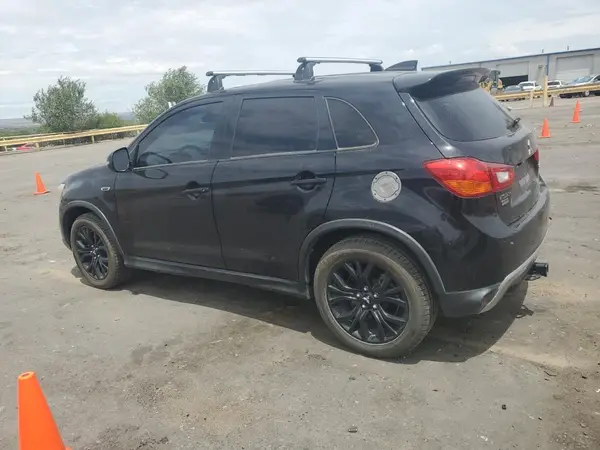 JA4AP3AU3HZ036107 2017 MITSUBISHI OUTLANDER - Image 2