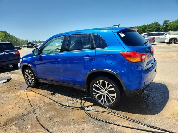 JA4AP3AU3HZ041937 2017 MITSUBISHI OUTLANDER - Image 2
