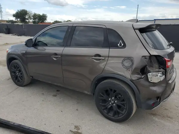 JA4AP3AU3HZ044711 2017 MITSUBISHI OUTLANDER - Image 2