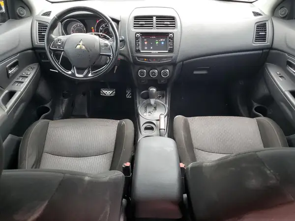 JA4AP3AU3HZ044711 2017 MITSUBISHI OUTLANDER - Image 8