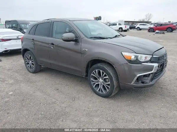 JA4AP3AU3HZ061802 2017 MITSUBISHI OUTLANDER - Image 1