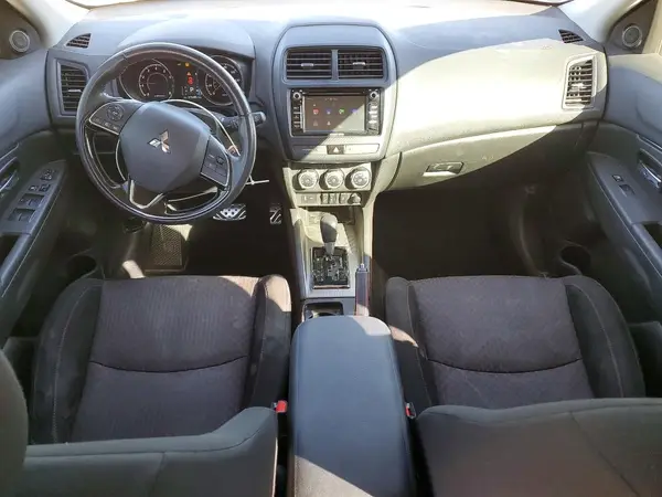 JA4AP3AU3JU005104 2018 MITSUBISHI OUTLANDER - Image 8
