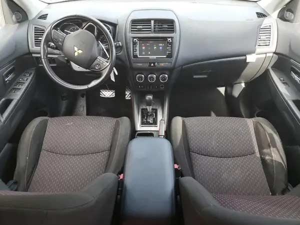JA4AP3AU3JU006818 2018 MITSUBISHI OUTLANDER - Image 8