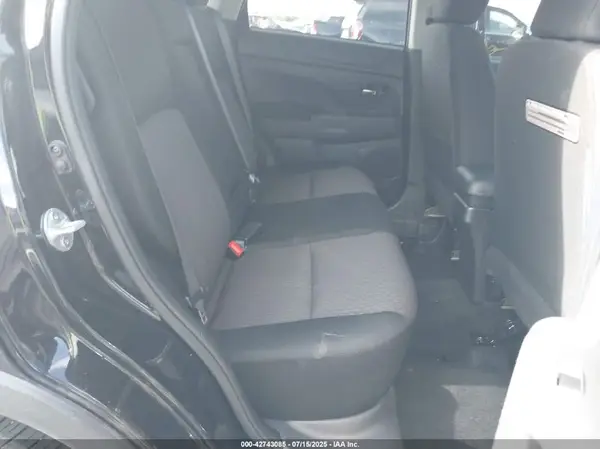 JA4AP3AU3JU008178 2018 MITSUBISHI OUTLANDER - Image 8