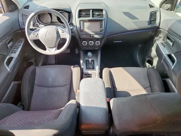 JA4AP3AU3JU010528 2018 MITSUBISHI OUTLANDER - Image 8