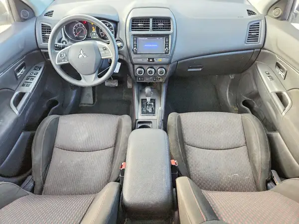 JA4AP3AU3JU021478 2018 MITSUBISHI OUTLANDER - Image 8