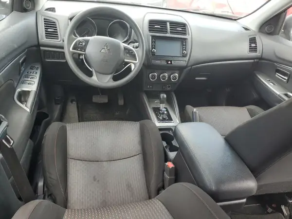 JA4AP3AU3JZ004490 2018 MITSUBISHI OUTLANDER - Image 8