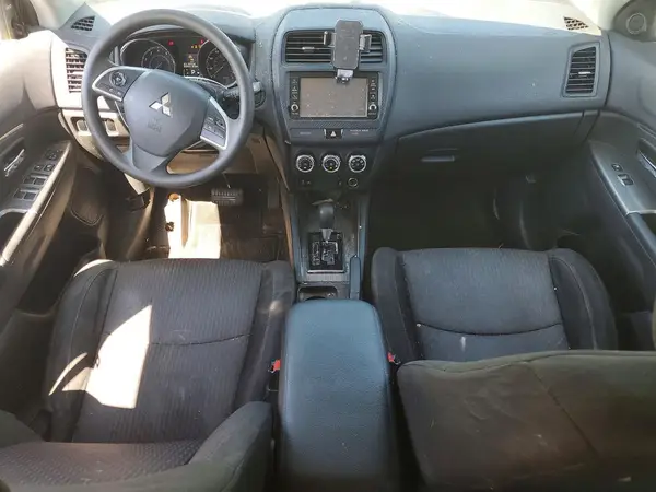 JA4AP3AU3JZ007731 2018 MITSUBISHI OUTLANDER - Image 8