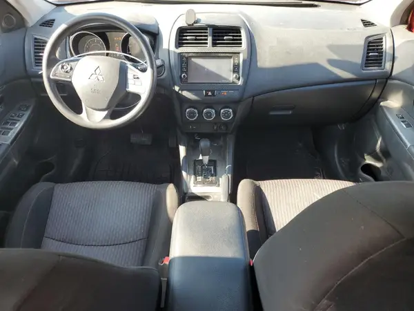 JA4AP3AU3JZ027350 2018 MITSUBISHI OUTLANDER - Image 8
