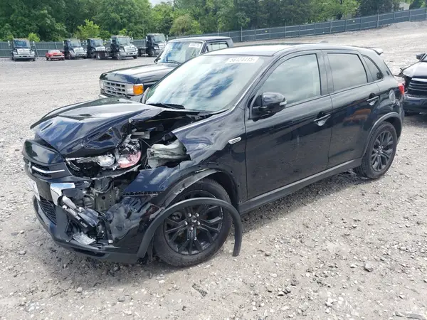 JA4AP3AU3JZ030233 2018 MITSUBISHI OUTLANDER - Image 1
