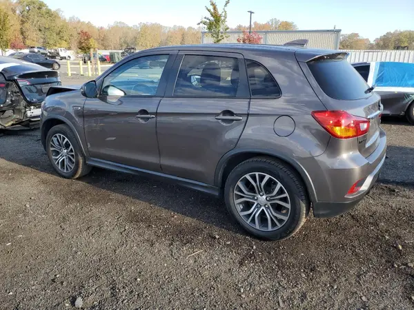 JA4AP3AU3KU008506 2019 MITSUBISHI OUTLANDER - Image 2