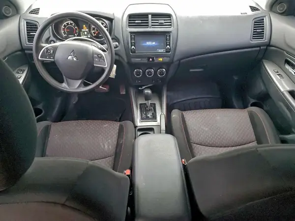 JA4AP3AU3KU008649 2019 MITSUBISHI OUTLANDER - Image 8