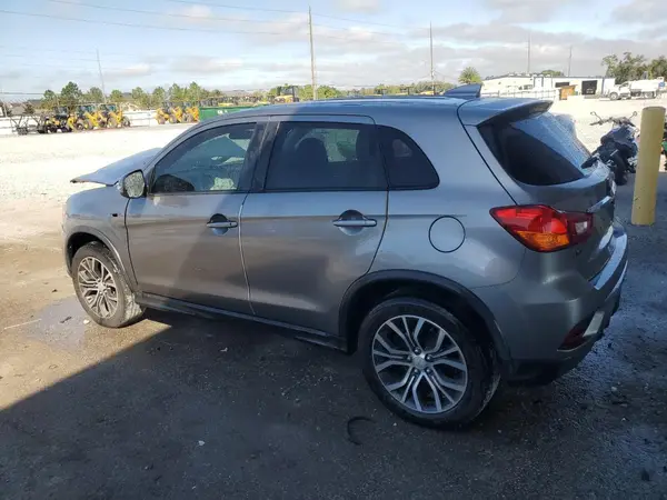 JA4AP3AU3KU012684 2019 MITSUBISHI OUTLANDER - Image 2