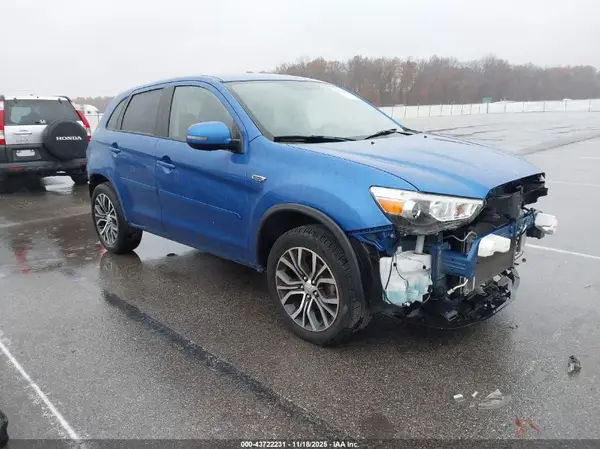 JA4AP3AU3KU014578 2019 MITSUBISHI OUTLANDER - Image 1