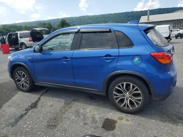 JA4AP3AU3KU015651 2019 MITSUBISHI OUTLANDER - Image 2