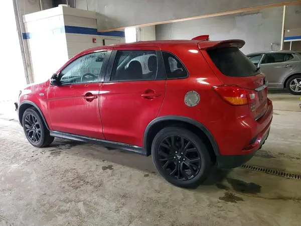 JA4AP3AU3KU016010 2019 MITSUBISHI OUTLANDER - Image 2