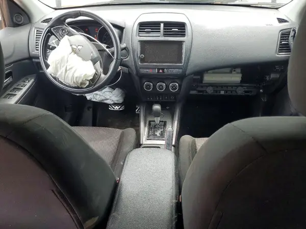 JA4AP3AU3KU016539 2019 MITSUBISHI OUTLANDER - Image 8