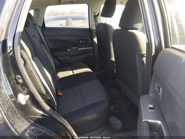 JA4AP3AU3KU017965 2019 MITSUBISHI OUTLANDER - Image 8