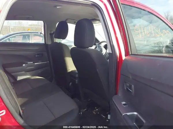 JA4AP3AU3KU018453 2019 MITSUBISHI OUTLANDER - Image 8