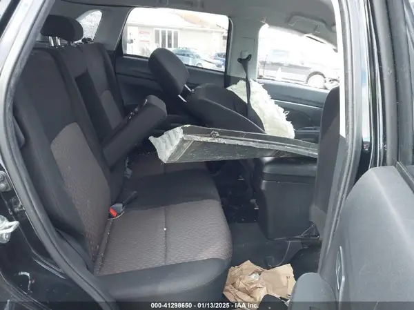 JA4AP3AU3KU021076 2019 MITSUBISHI OUTLANDER - Image 8