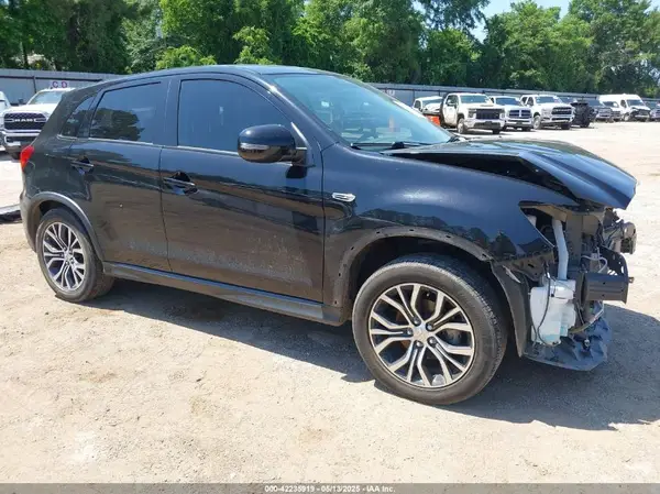 JA4AP3AU3KU027654 2019 MITSUBISHI OUTLANDER - Image 1