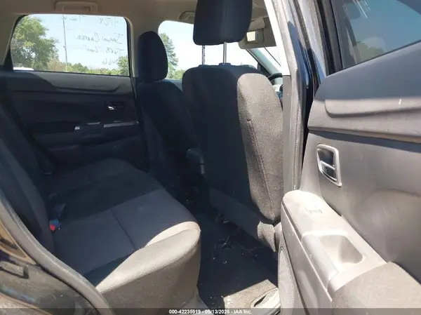 JA4AP3AU3KU027654 2019 MITSUBISHI OUTLANDER - Image 8
