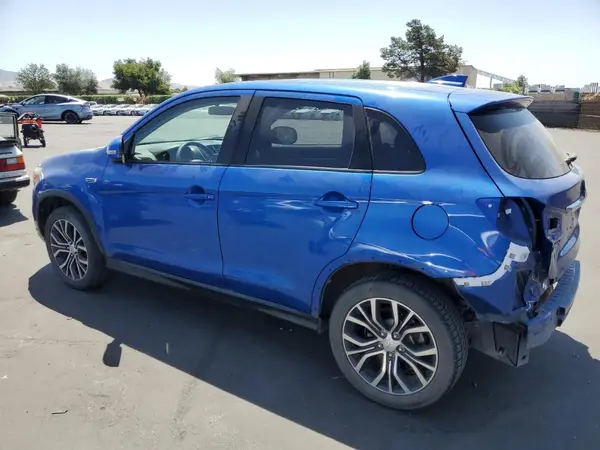 JA4AP3AU3KU028707 2019 MITSUBISHI OUTLANDER - Image 2