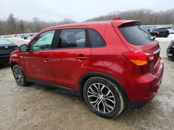 JA4AP3AU3KU028769 2019 MITSUBISHI OUTLANDER - Image 2