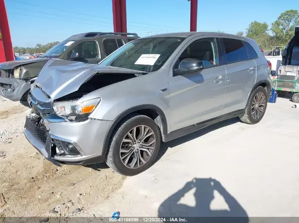 JA4AP3AU3KU029680 2019 MITSUBISHI OUTLANDER - Image 2