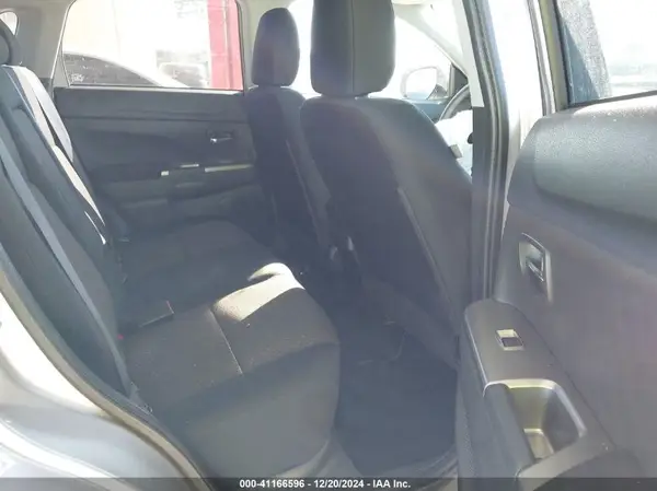 JA4AP3AU3KU029680 2019 MITSUBISHI OUTLANDER - Image 8