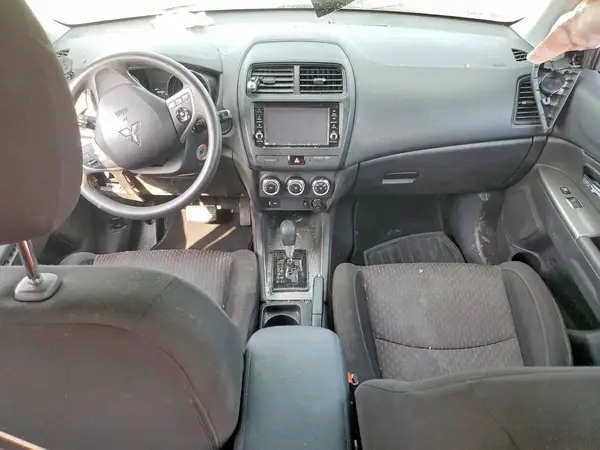JA4AP3AU3KU032708 2019 MITSUBISHI OUTLANDER - Image 8