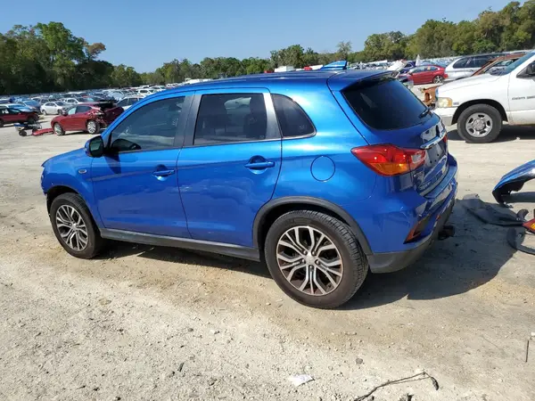 JA4AP3AU3KU034538 2019 MITSUBISHI OUTLANDER - Image 2