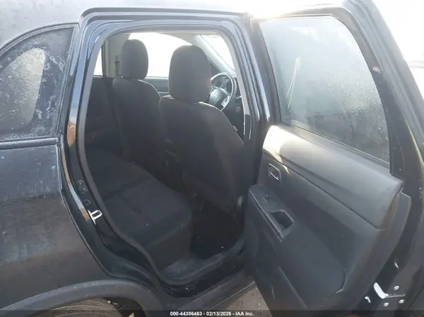 JA4AP3AU3LU000861 2020 MITSUBISHI OUTLANDER - Image 8