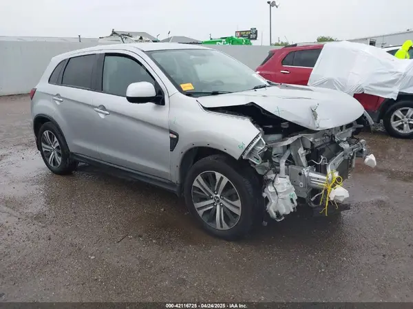JA4AP3AU3LU001332 2020 MITSUBISHI OUTLANDER - Image 1