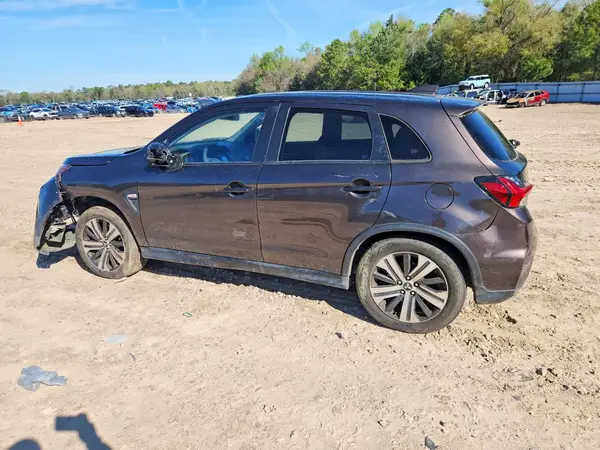 JA4AP3AU3LU002027 2020 MITSUBISHI OUTLANDER - Image 2