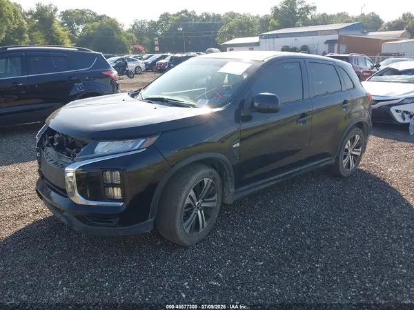 JA4AP3AU3LU002190 2020 MITSUBISHI OUTLANDER - Image 2