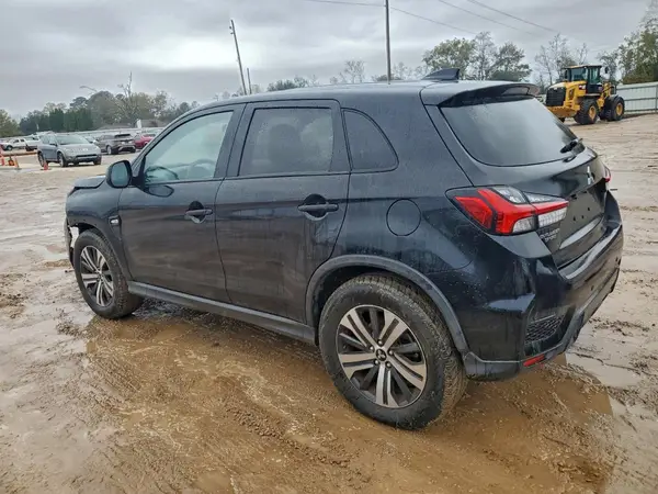 JA4AP3AU3LU011052 2020 MITSUBISHI OUTLANDER - Image 2