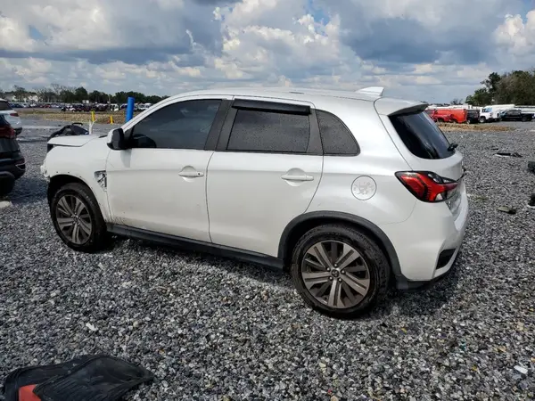 JA4AP3AU3LU011326 2020 MITSUBISHI OUTLANDER - Image 2