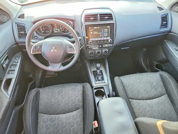 JA4AP3AU3LU015098 2020 MITSUBISHI OUTLANDER - Image 8
