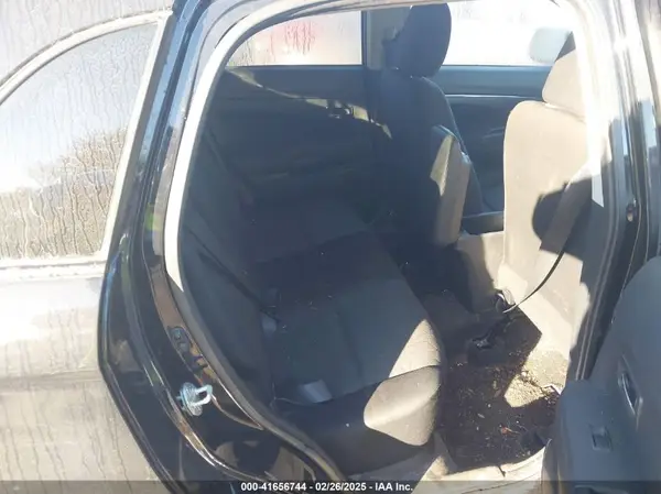 JA4AP3AU3LU015859 2020 MITSUBISHI OUTLANDER - Image 8