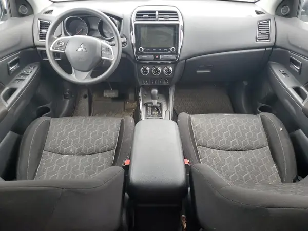 JA4AP3AU3LU018194 2020 MITSUBISHI OUTLANDER - Image 8