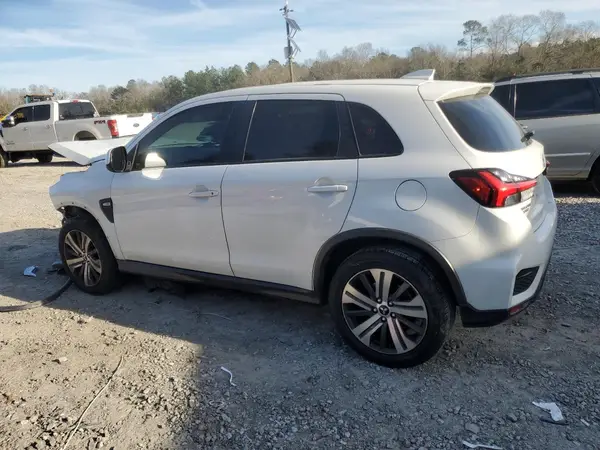 JA4AP3AU3LU021516 2020 MITSUBISHI OUTLANDER - Image 2
