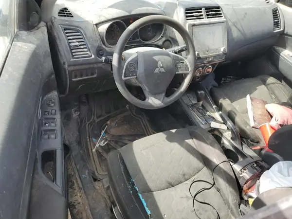JA4AP3AU3LU027400 2020 MITSUBISHI OUTLANDER - Image 8