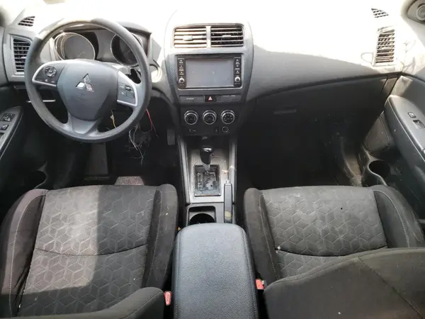 JA4AP3AU3LU027820 2020 MITSUBISHI OUTLANDER - Image 8
