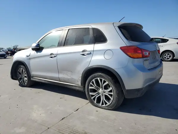 JA4AP3AU4GZ040679 2016 MITSUBISHI OUTLANDER - Image 2