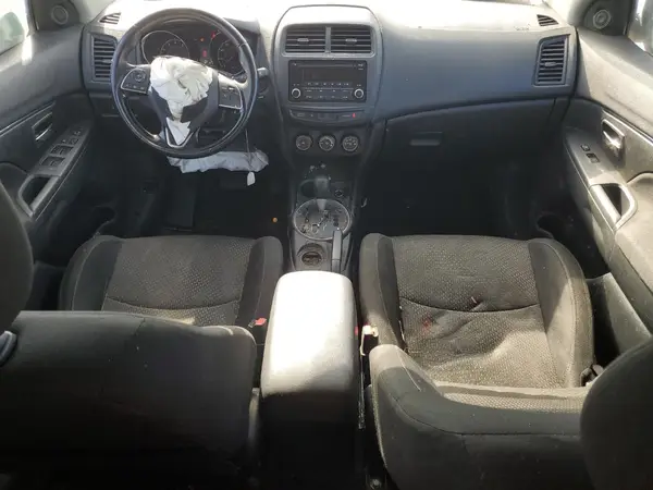 JA4AP3AU4GZ040679 2016 MITSUBISHI OUTLANDER - Image 8