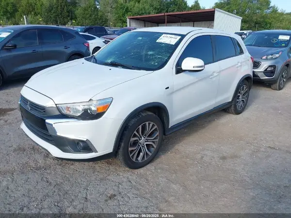 JA4AP3AU4GZ049219 2016 MITSUBISHI OUTLANDER - Image 2