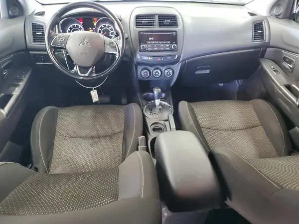 JA4AP3AU4GZ065940 2016 MITSUBISHI OUTLANDER - Image 8