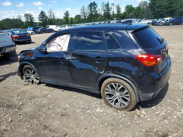 JA4AP3AU4HZ005397 2017 MITSUBISHI OUTLANDER - Image 2